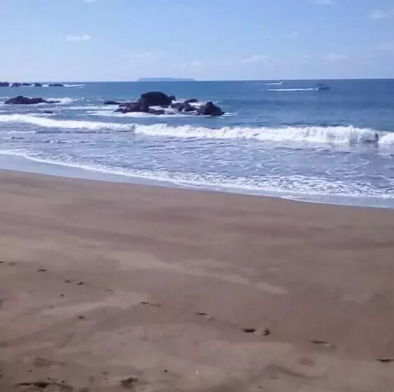 ペンション Cabinasyafethosa Caletas