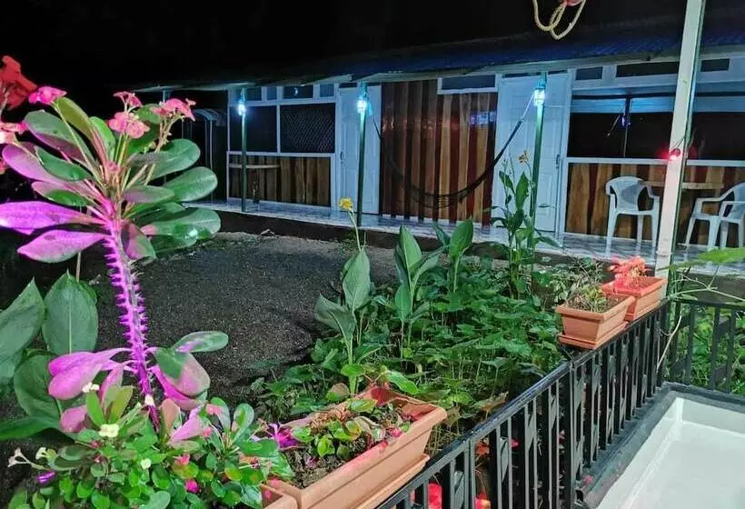 ペンション Cabinasyafethosa Caletas