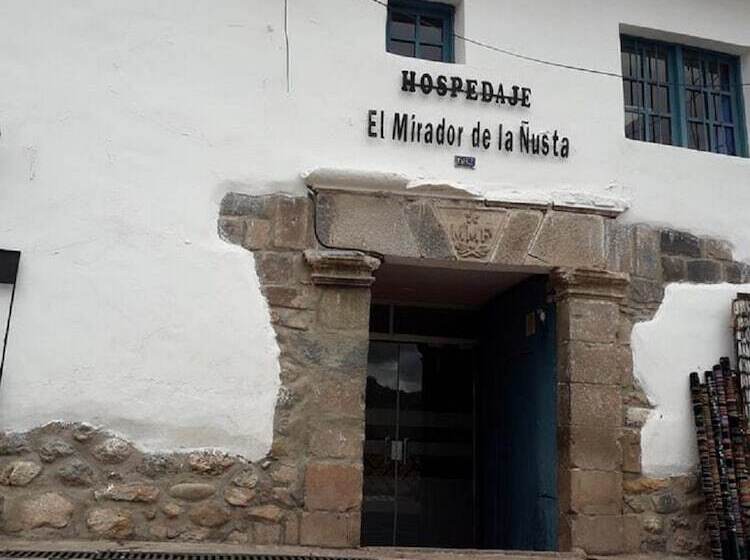 פנסיון Mirador De La ñusta