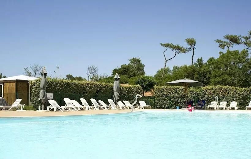 Lomakeskus Village Vacances La Forêt Des Landes