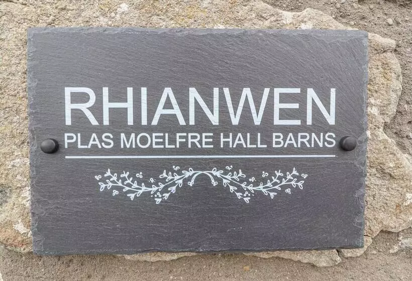 Rhianwen, Plas Moelfre Hall Barns