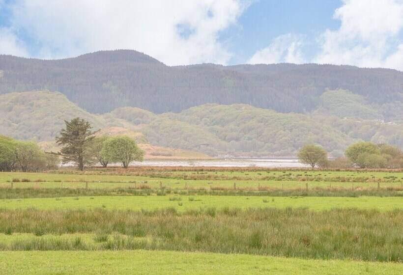 Seaview Barsloisnach Cottage
