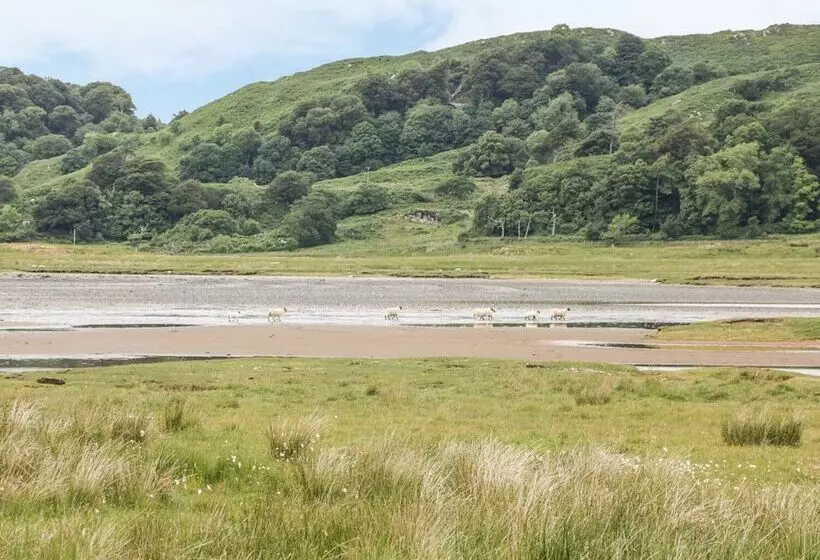 Seaview Barsloisnach Cottage