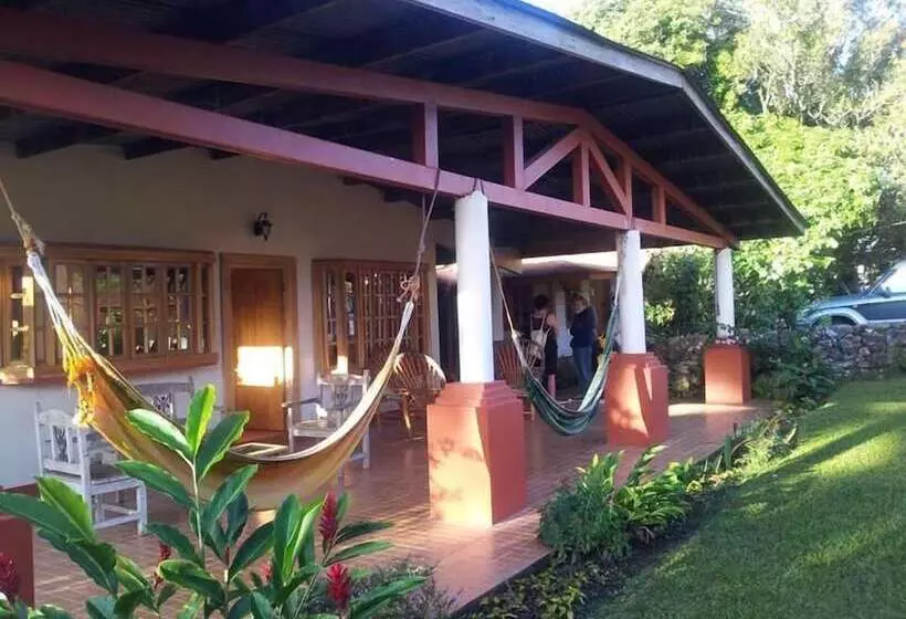 Spanish By The River   Boquete   Hostel