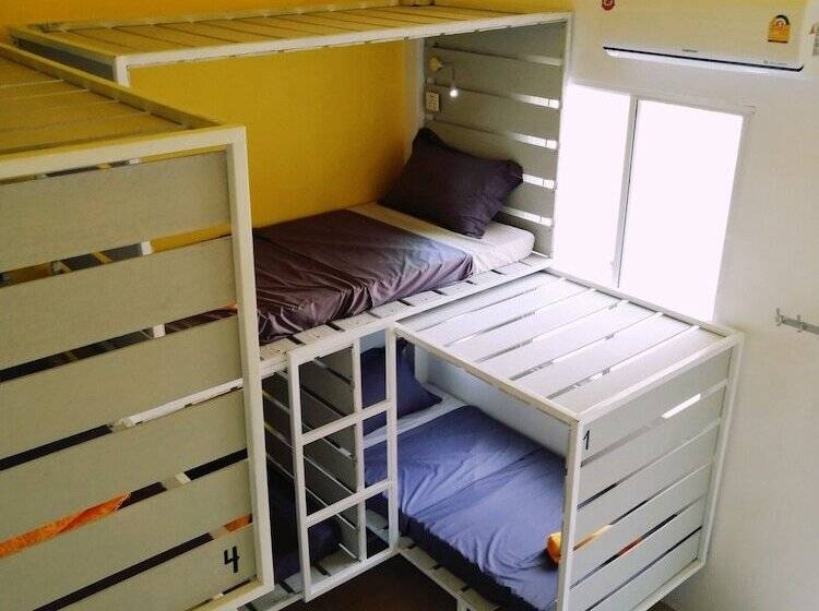 The Place Hostel & Rooftop Bar