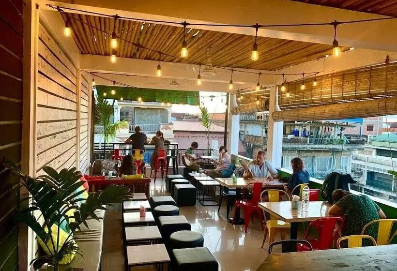 The Place Hostel & Rooftop Bar