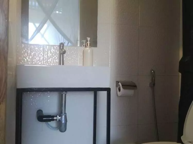 The Place Hostel & Rooftop Bar