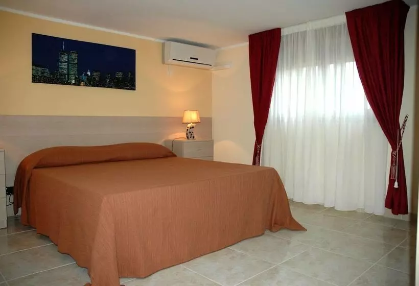 تختخواب و صبحانه Cassiodoro Rooms Affittacamere