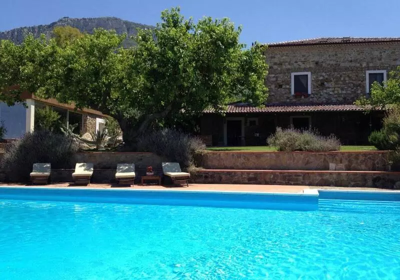 Casale Giancesare Villa Agricola