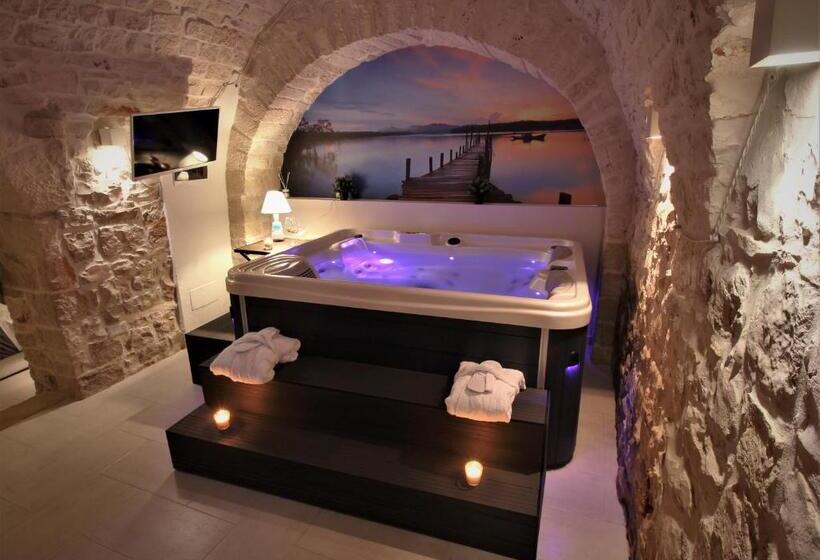 فندق Albergo Diffuso Dimora Rossi B&b