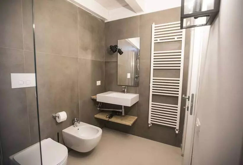 ホテル Albergo Diffuso Dimora Rossi B&b