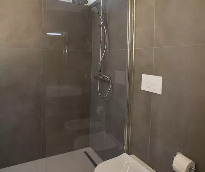 ホテル Albergo Diffuso Dimora Rossi B&b