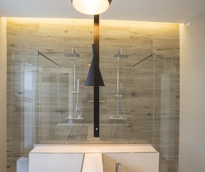 فندق Albergo Diffuso Dimora Rossi B&b