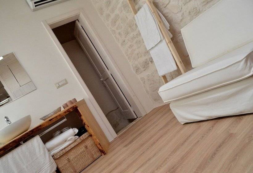 فندق Albergo Diffuso Dimora Rossi B&b