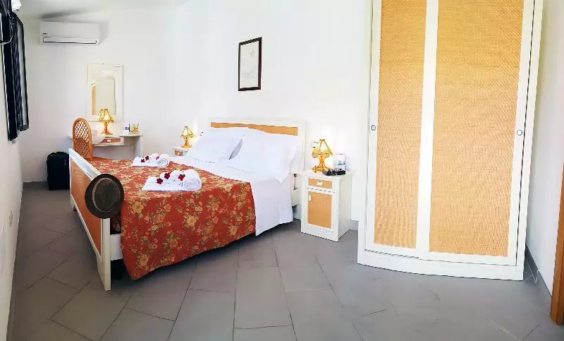 هتل Baia Del Capo