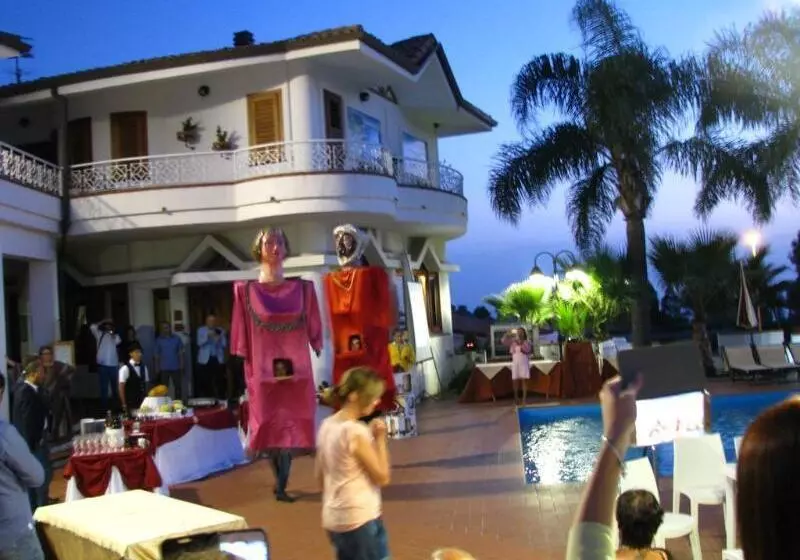 هتل Baia Del Capo