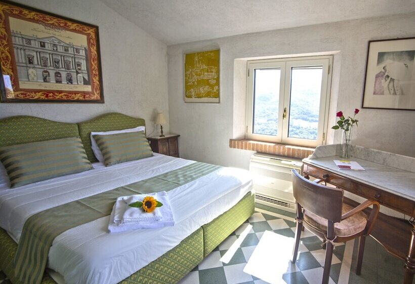 ホテル Borgo Riccio