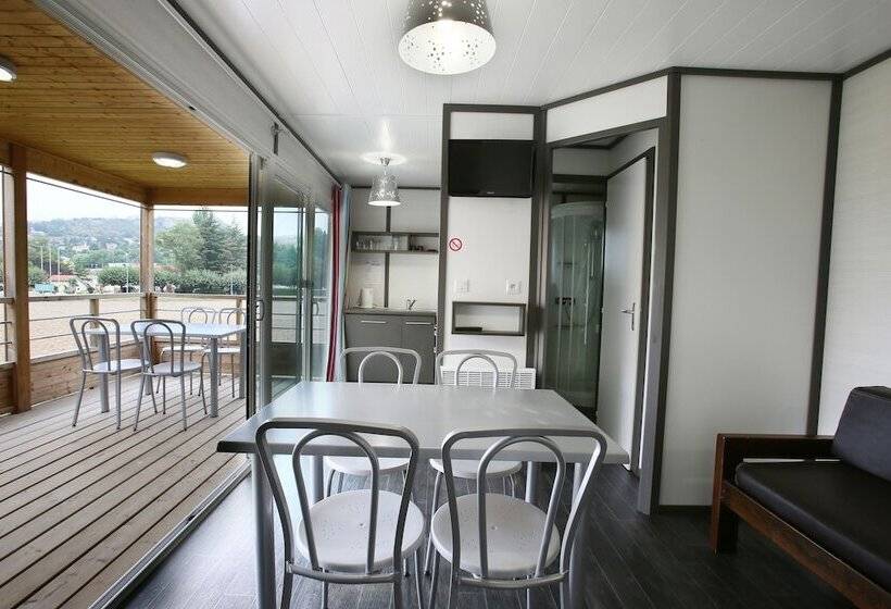 ホテル Domaine Saint Esteve