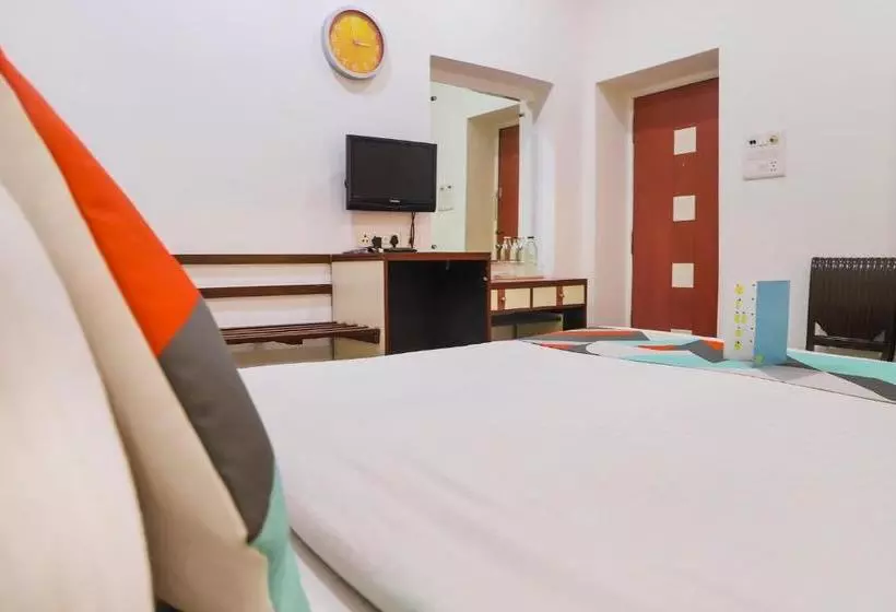 Hotel Fabexpress Neeranand Regency