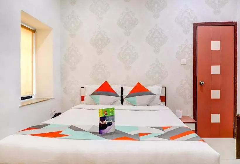 Hotel Fabexpress Neeranand Regency