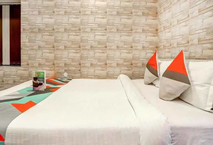 Hotel Fabexpress Neeranand Regency