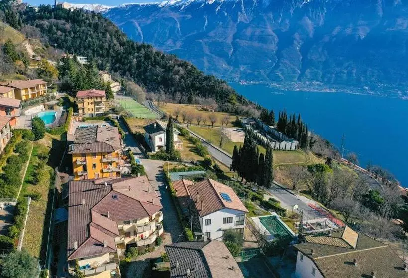 Отель Gardagate La Portella