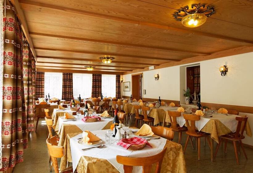 בית מלון כפרי Genziana