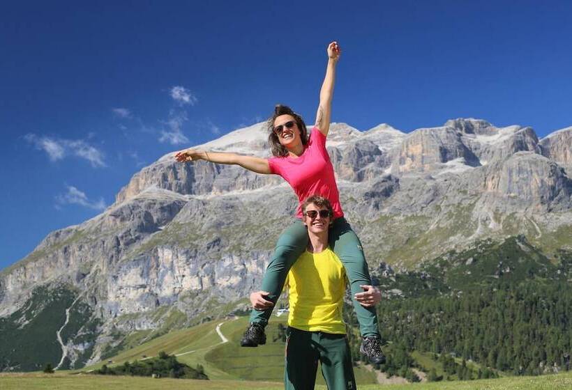 בית מלון כפרי Genziana