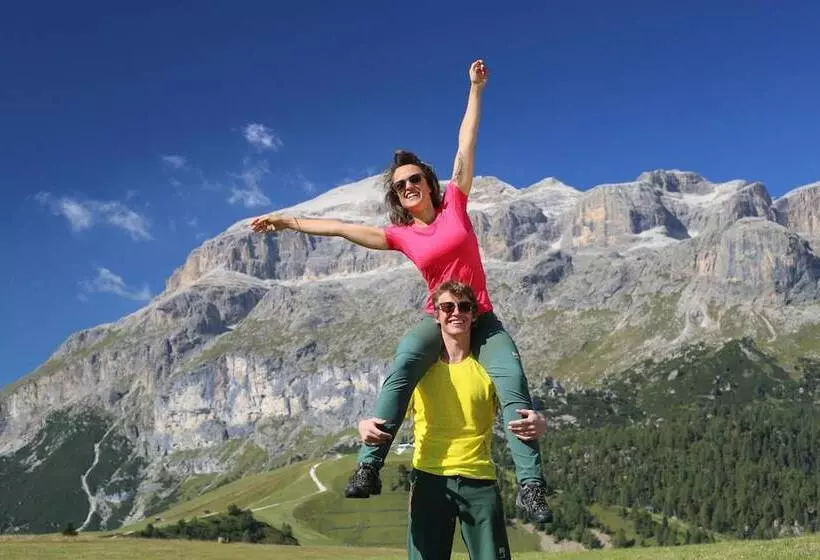 בית מלון כפרי Genziana