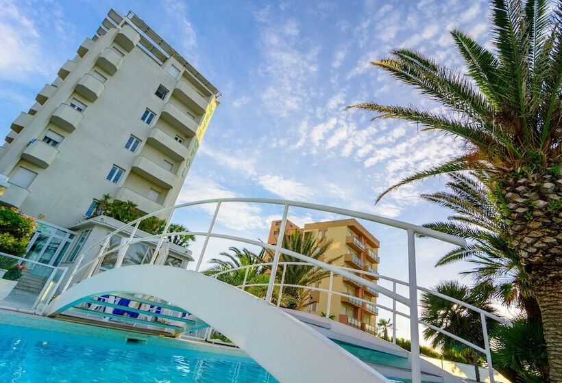 בית מלון כפרי Metropol