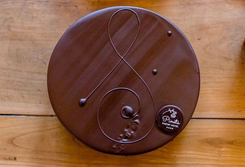 בית מלון כפרי Pineta Pastry