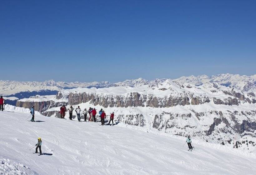 בית מלון כפרי Pineta Pastry