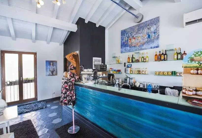 هتل Suite D'autore Art Design Gallery