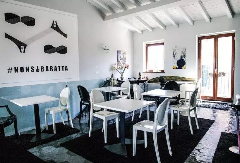 هتل Suite D'autore Art Design Gallery