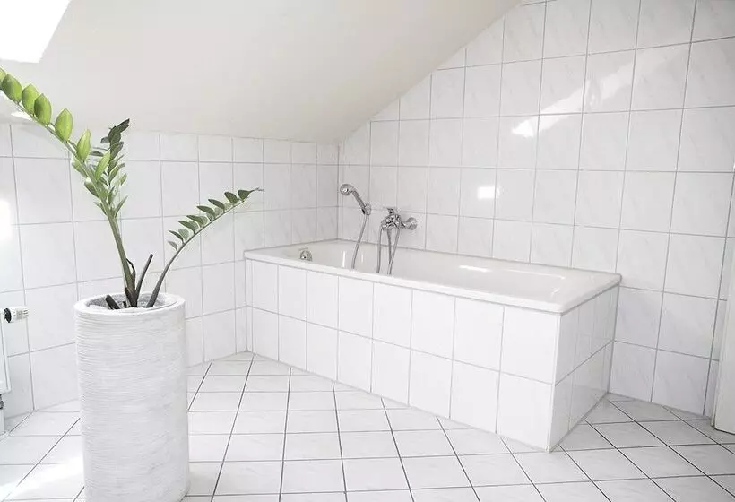 בית מלון כפרי Sunibel Inn