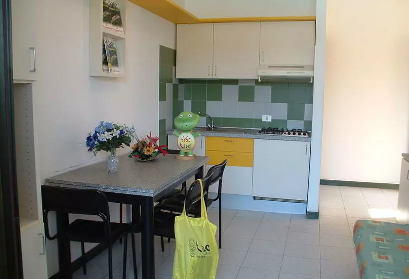 هتل Tizé Village