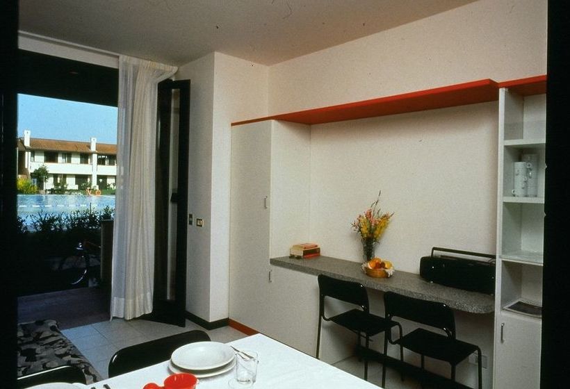 호텔 Tizé Village