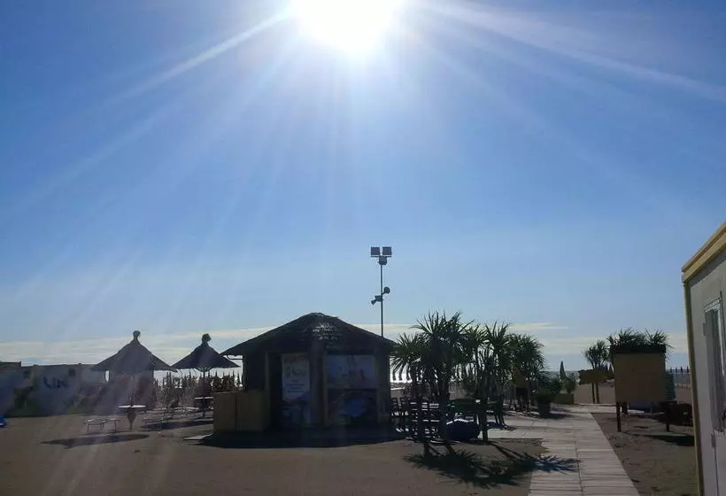 هتل Tizé Village