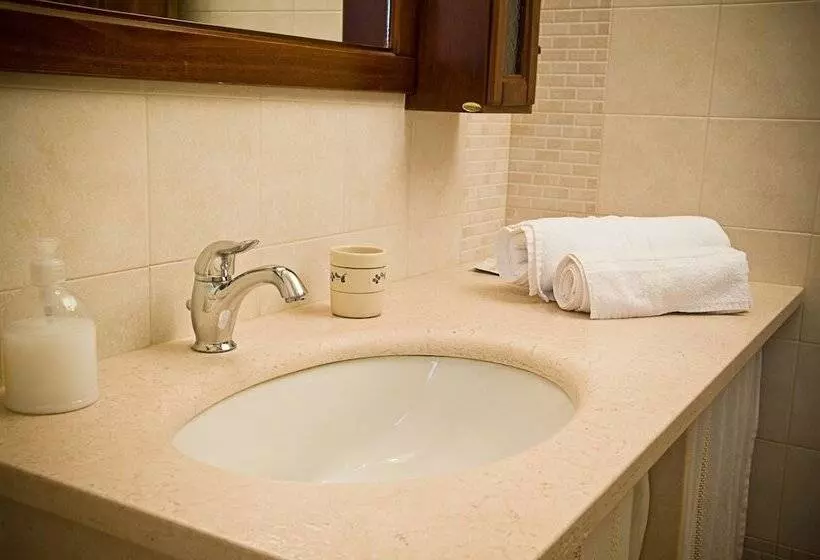 فندق Trulli Il Castagno