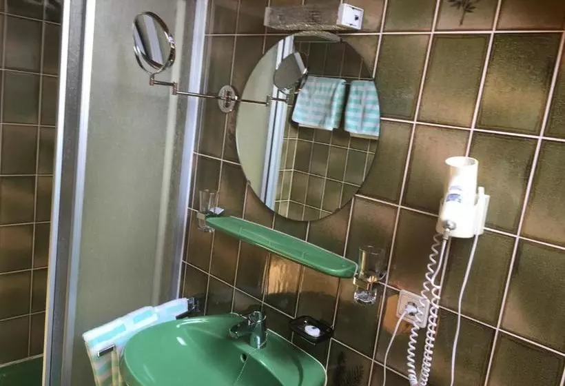 Пансион Gästehaus Eder