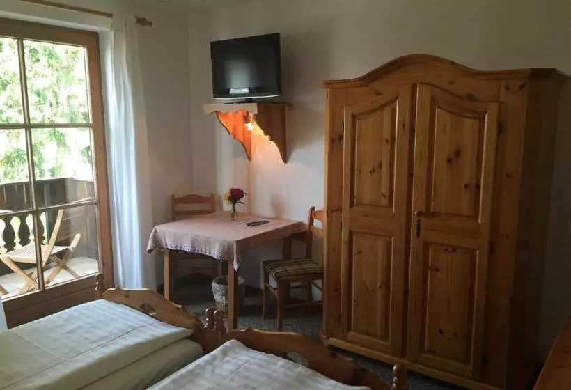 Пансион Gästehaus Eder