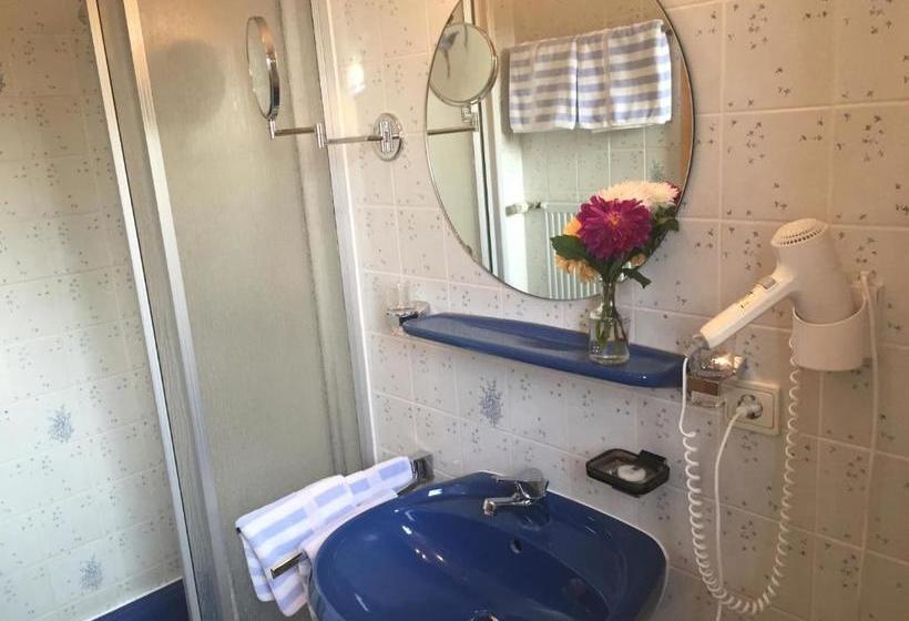 بنسيون Gästehaus Eder