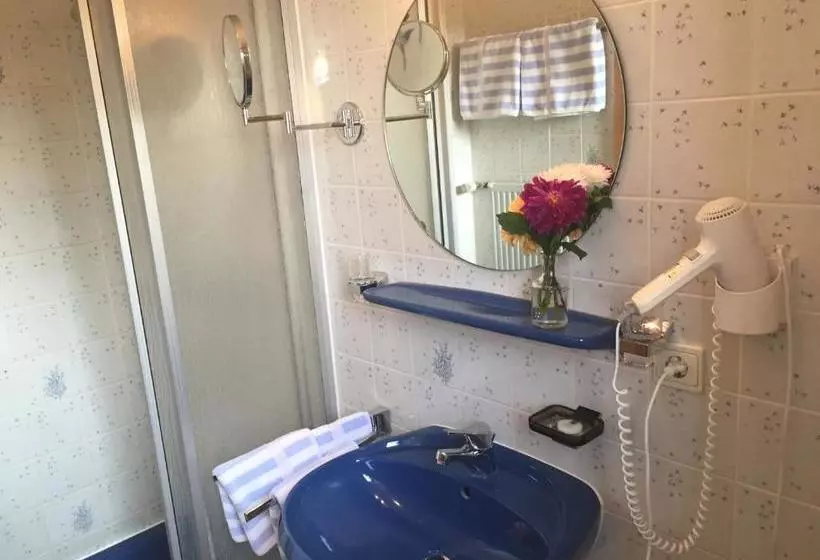 Пансион Gästehaus Eder