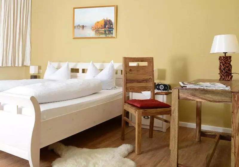 Пансион Chiemseepanorama