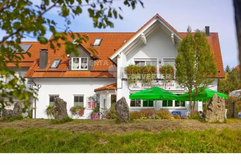 ペンション Landgasthof Feihl