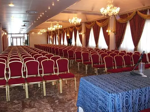 Plaza Hotel Comfort