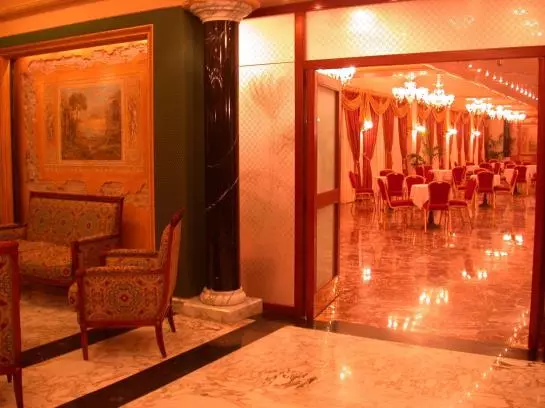 Plaza Hotel Comfort