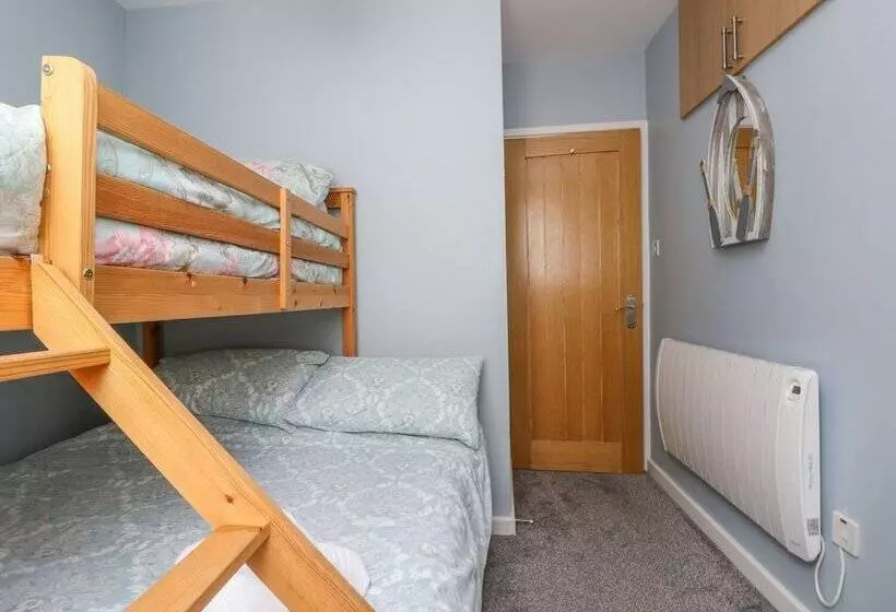 3 Trungle Cottages
