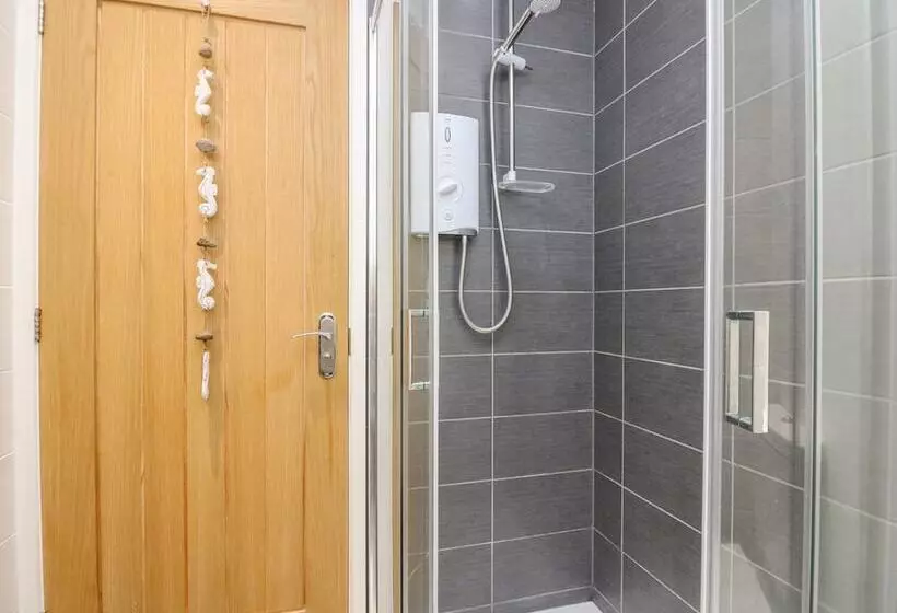 3 Trungle Cottages