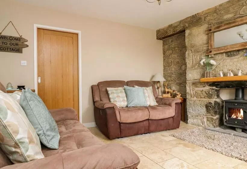 3 Trungle Cottages